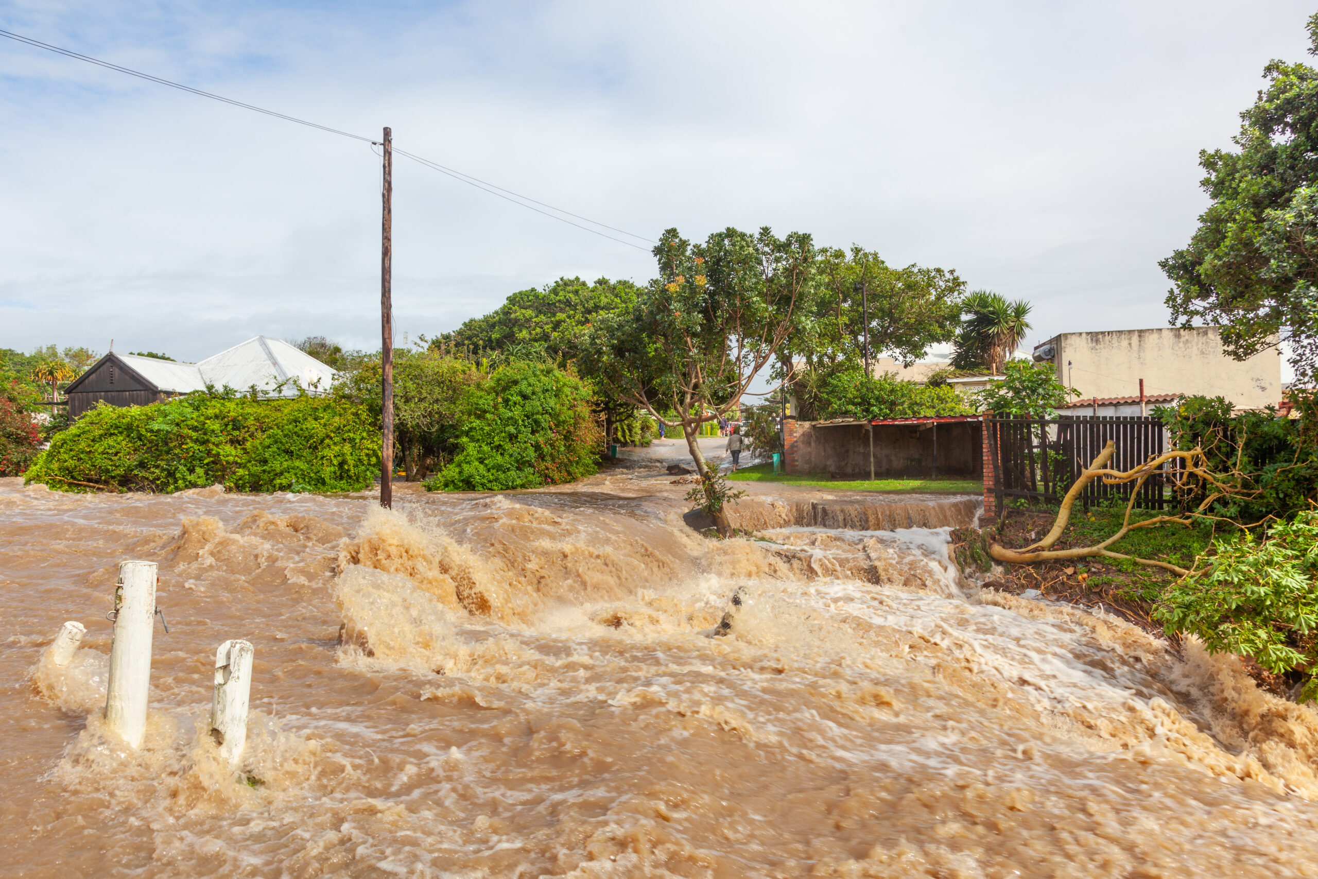 floodwaters in south africa XDAXTUT scaled